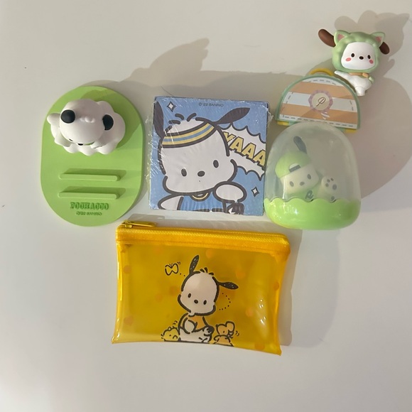 Sanrio Pochacco Bundle - Picture 1 of 2
